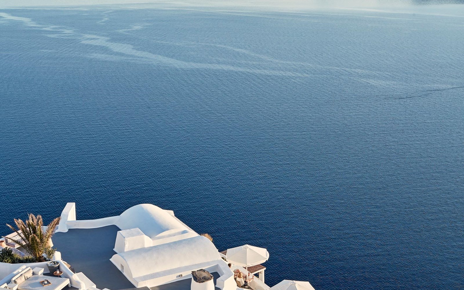 Katikies Santorini infinity pool overlooking the Caldera Oia Greece