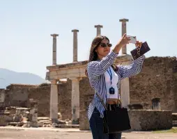 Small group multi-day tour from Rome to Pompeii and Amalfi Coast — photo 1