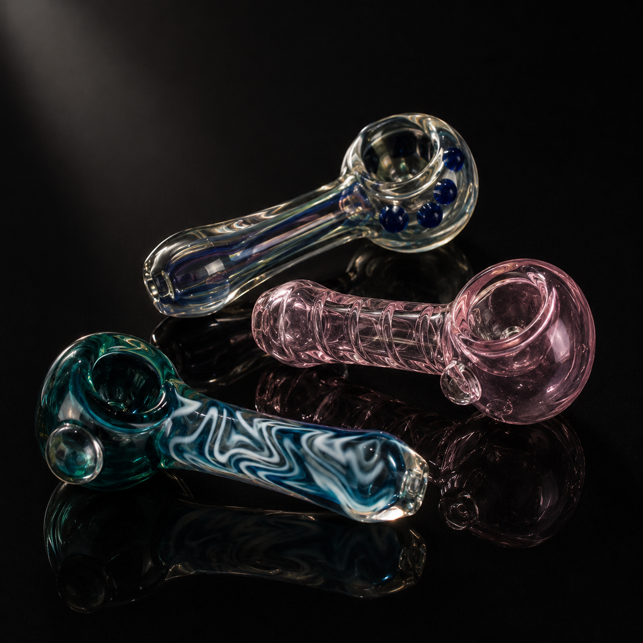 Glass & Wood Pipes
