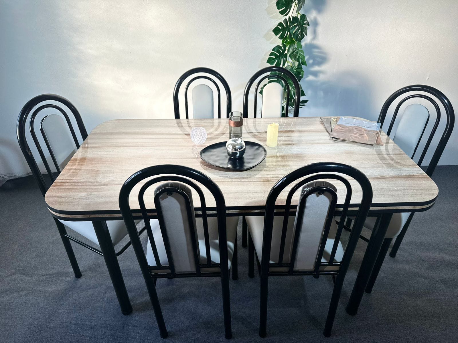 Mesa de Comedor Roble Metálica