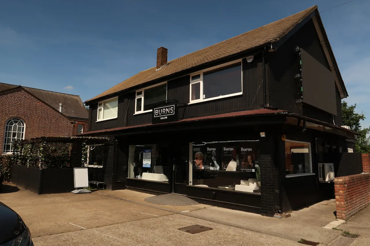 Burns Salon Luton storefront building exterior