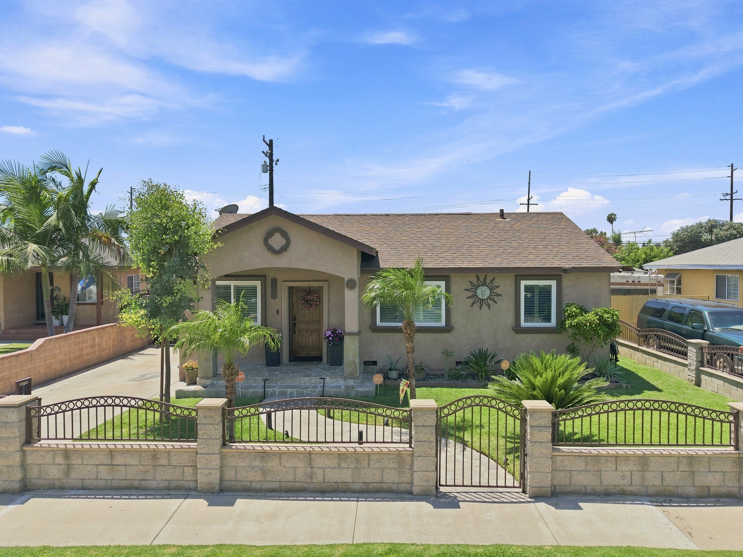 Record-breaking sale at 14328 Lassalette Street in La Puente, sold for $838,000 by Phil Mills