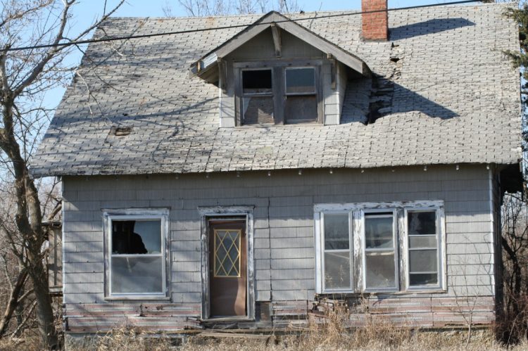 Fixer-Uppers & As-Is