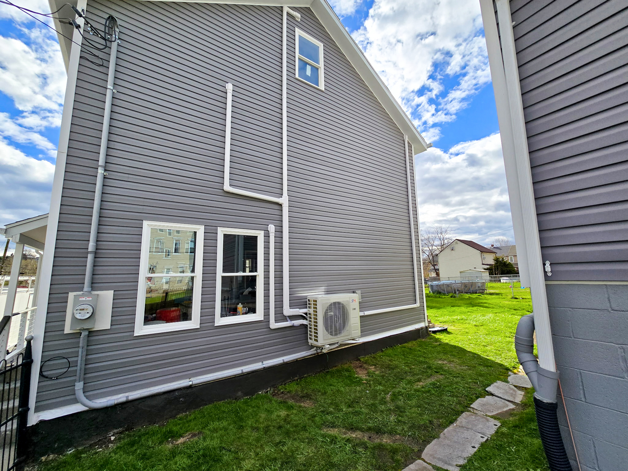 Exterior Ductless Line Hide & Condenser