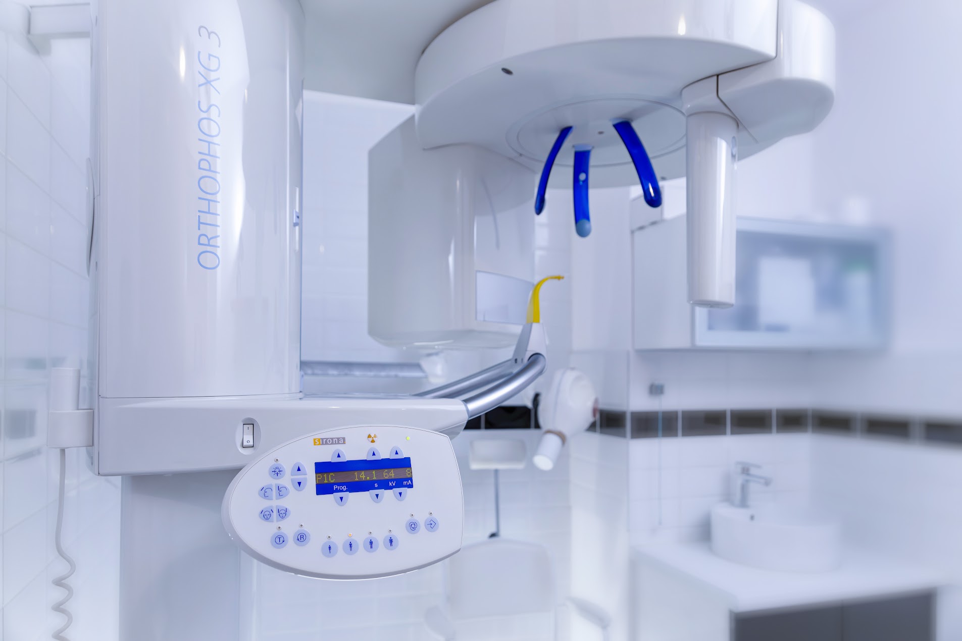 Avenue Dental Budapest Sirona modern röntgenberendezés