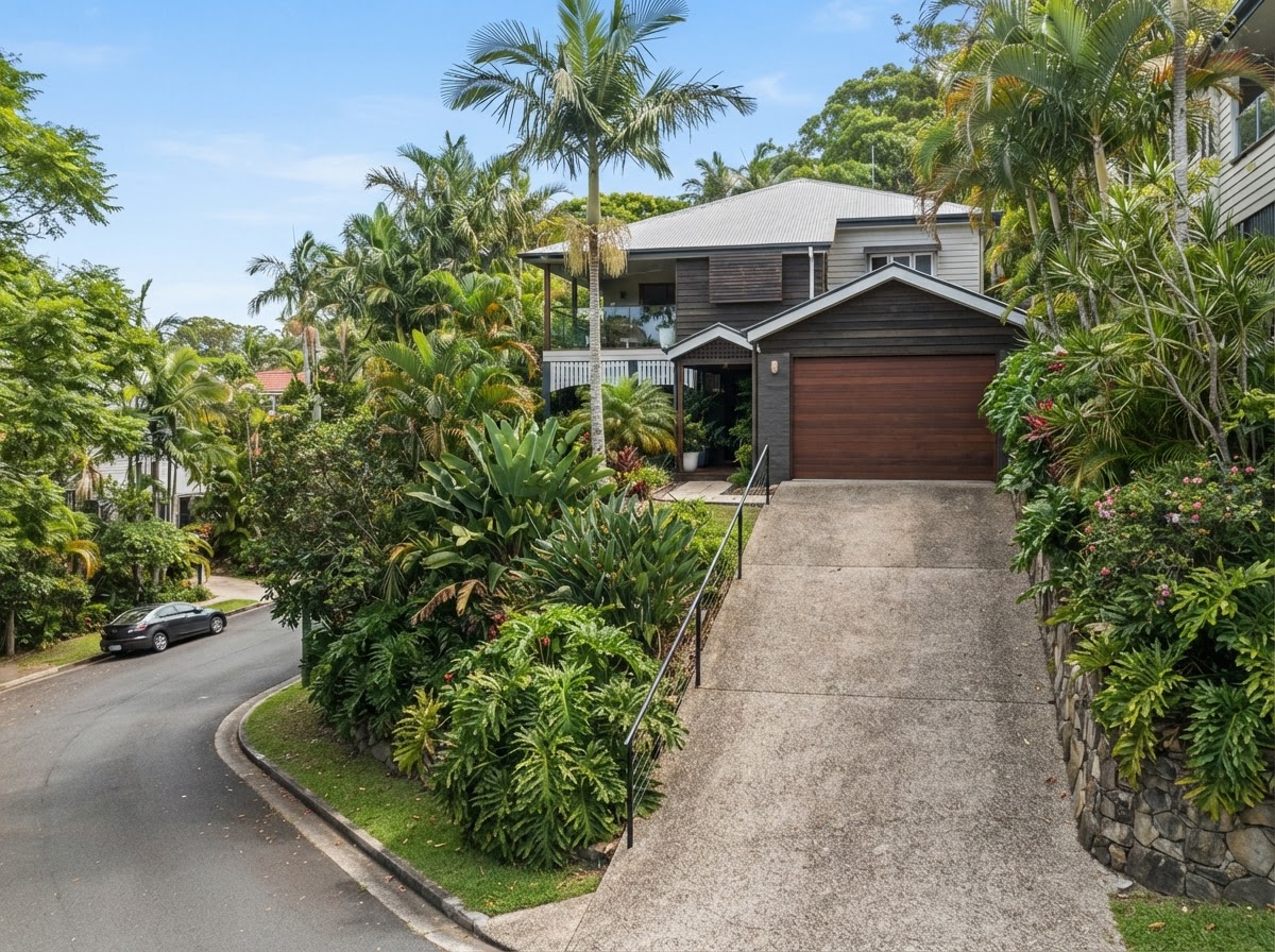 Illustrative Brisbane home garage for the Indooroopilly service area page