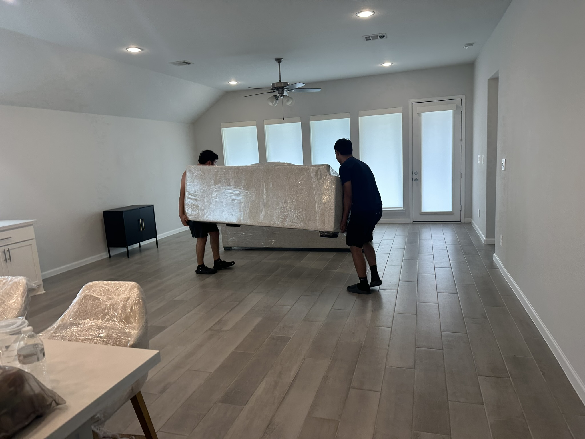 Post-Clean Move-In Delivery & Setup