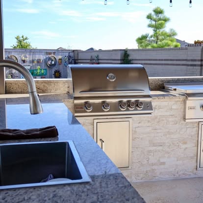 Outdoor Kitchens