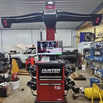 Hunter Engineering WinAlign optical alignment system in shop