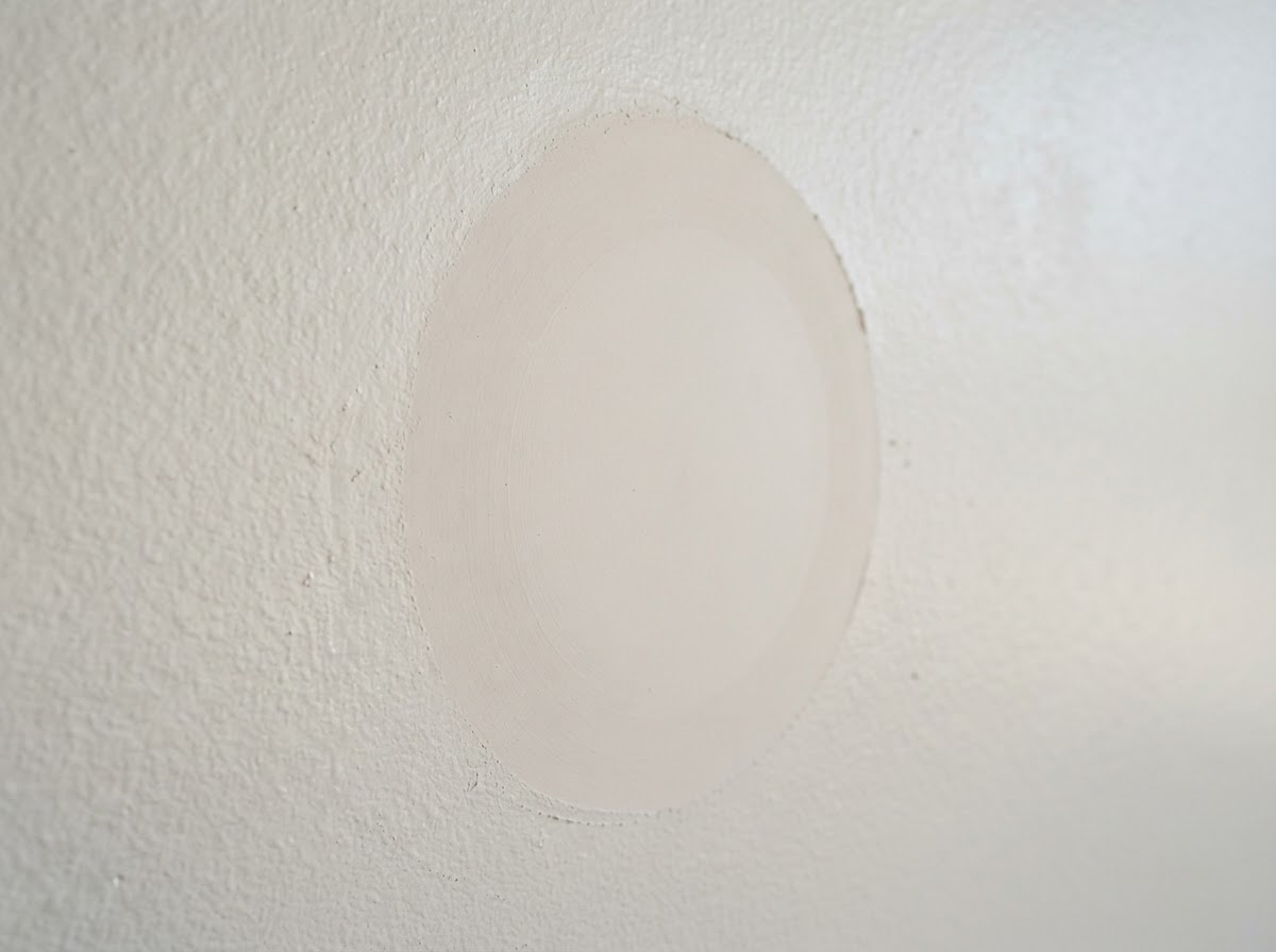 Drywall wall repair for a Skokie residential property