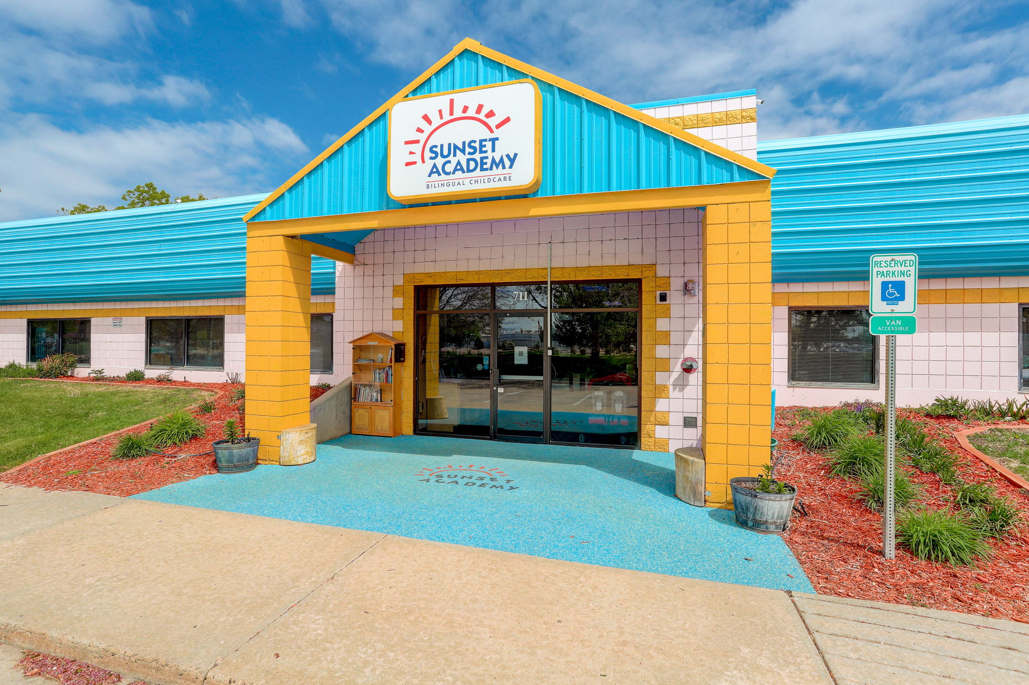 Sunset Academy front entrance and welcome building in Longmont, CO