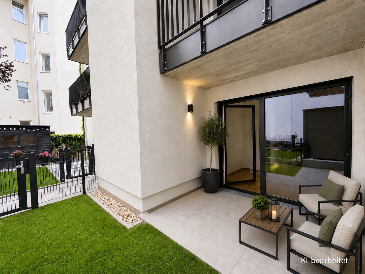 Gartenterrasse & Eigengarten
