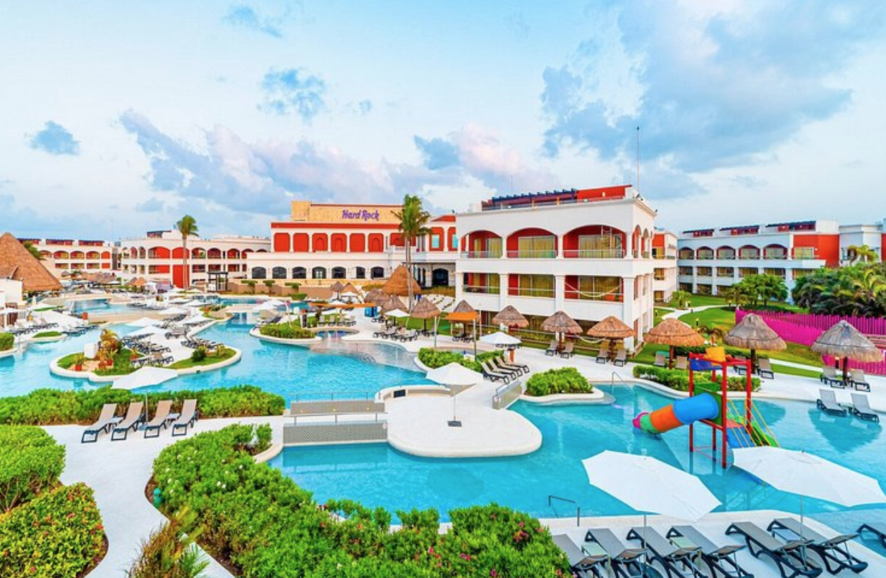 Hotel Hard Rock Riviera Maya — imagen publicada por Grupo Contracon