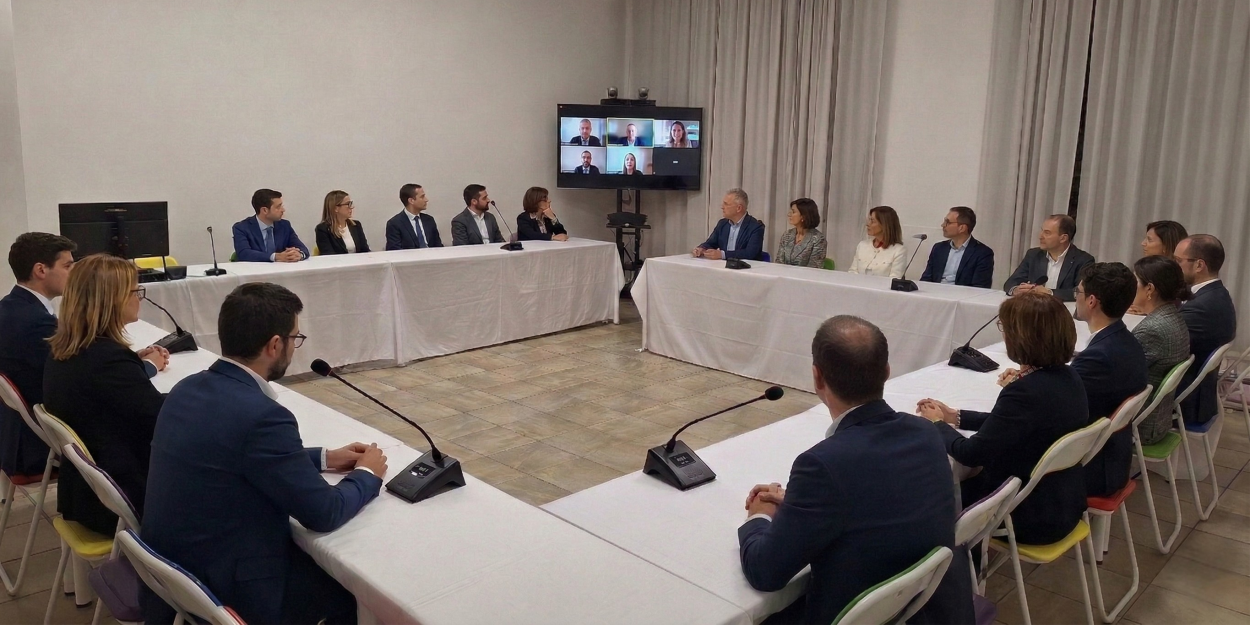 Incontro settimanale della community Xpert Circle Parma nella sala eventi