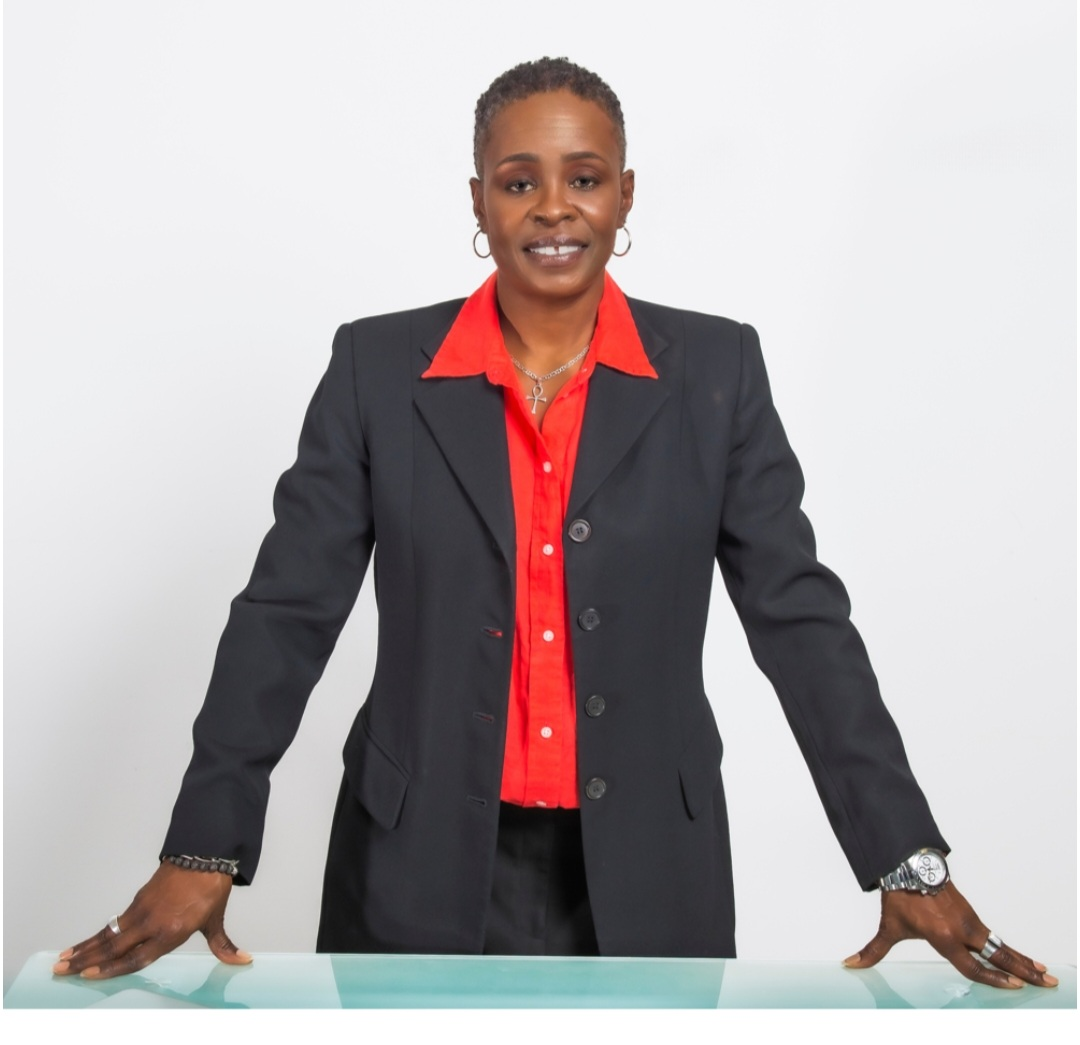 Rolonda — Founder and Real Estate Mentor
