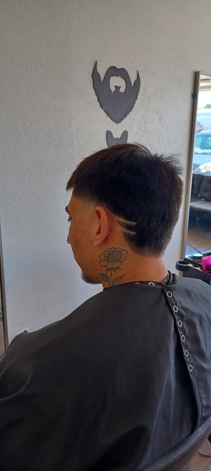 Textured Mullet Taper with Double Razor Slash