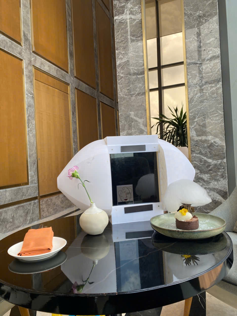 Phi Thuyền 777 — Tsuru AeroPod Lập Phương 22.2cm