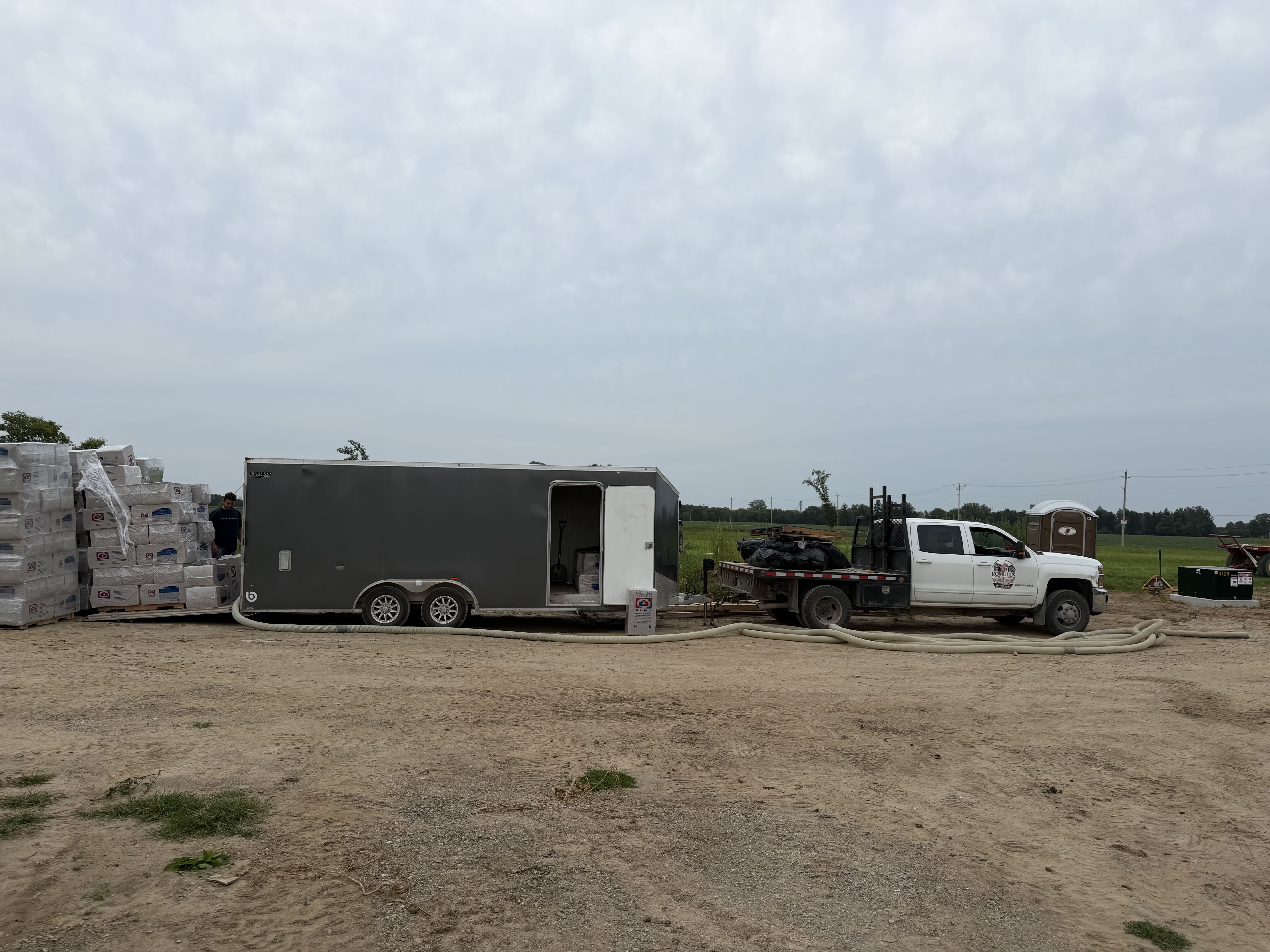 Commercial and farm shop insulation rig