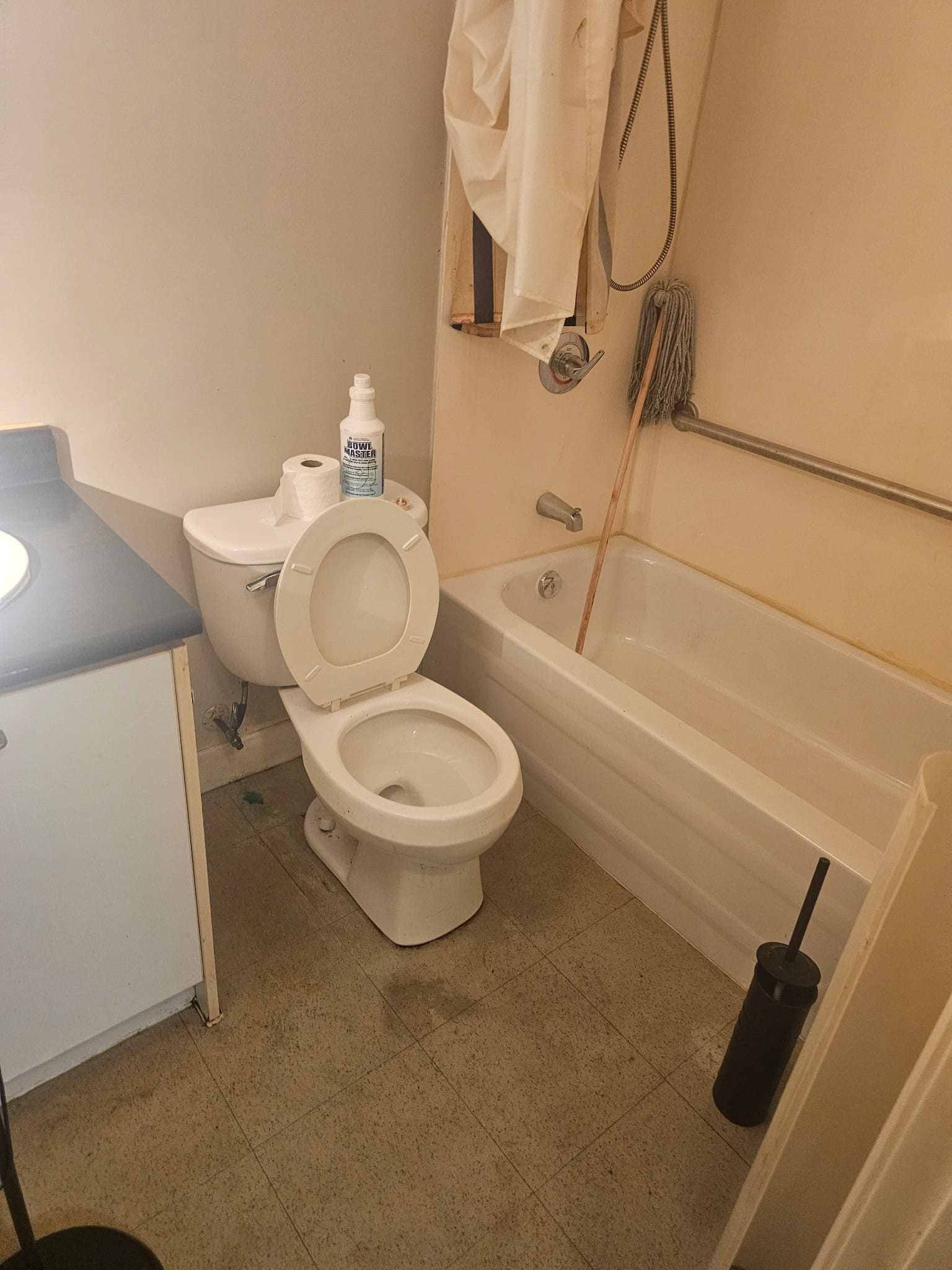 Spotless sanitized bathroom after Zond Cleaning in Toronto