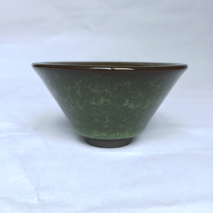 Chawan estilo Tenmoku con esmaltado clásico