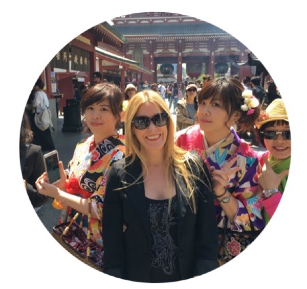 Victoria Bisogno en Japón viviendo la cultura del té tradicional
