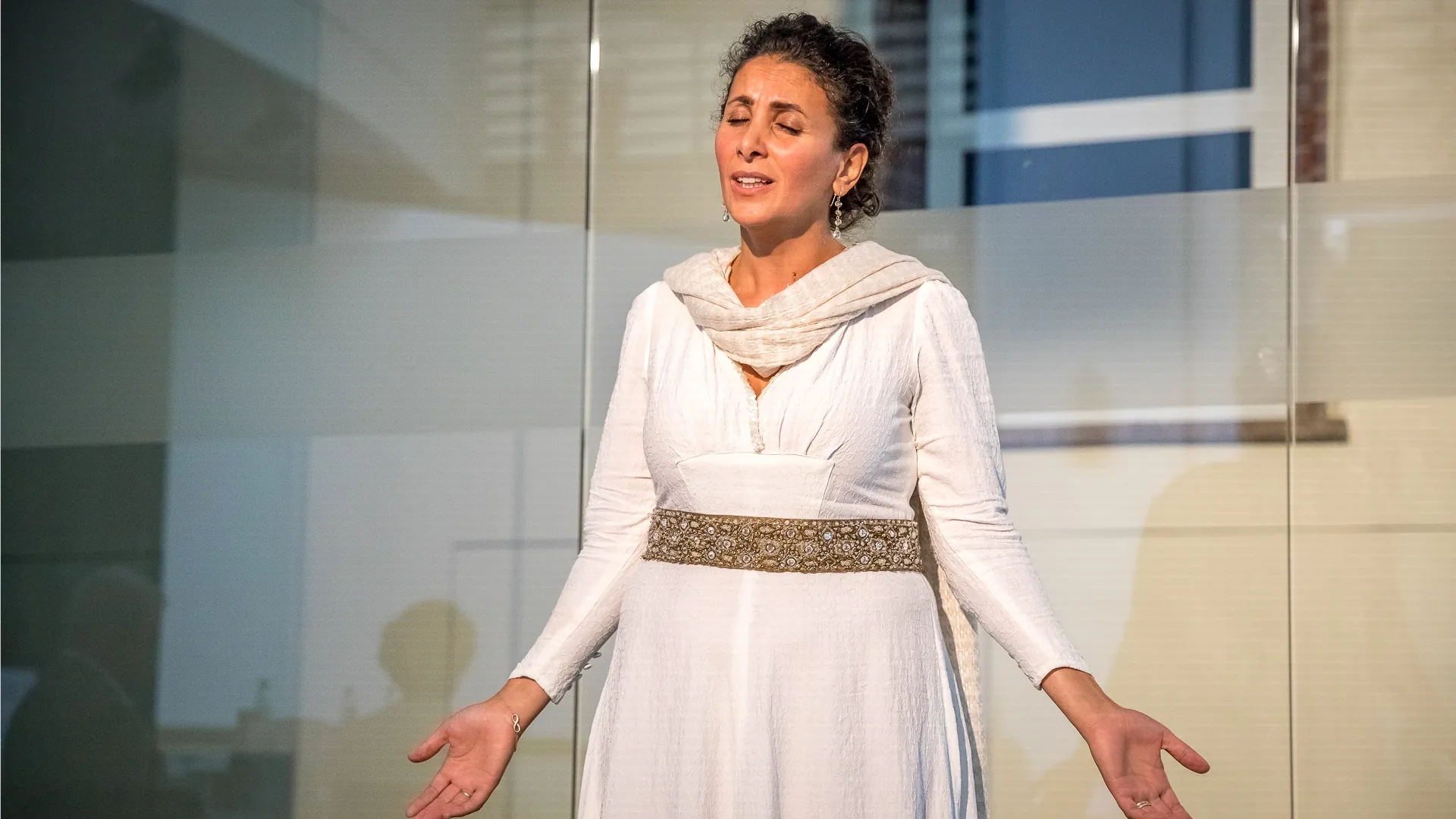 Maria Kaplan during Aramaic chant
