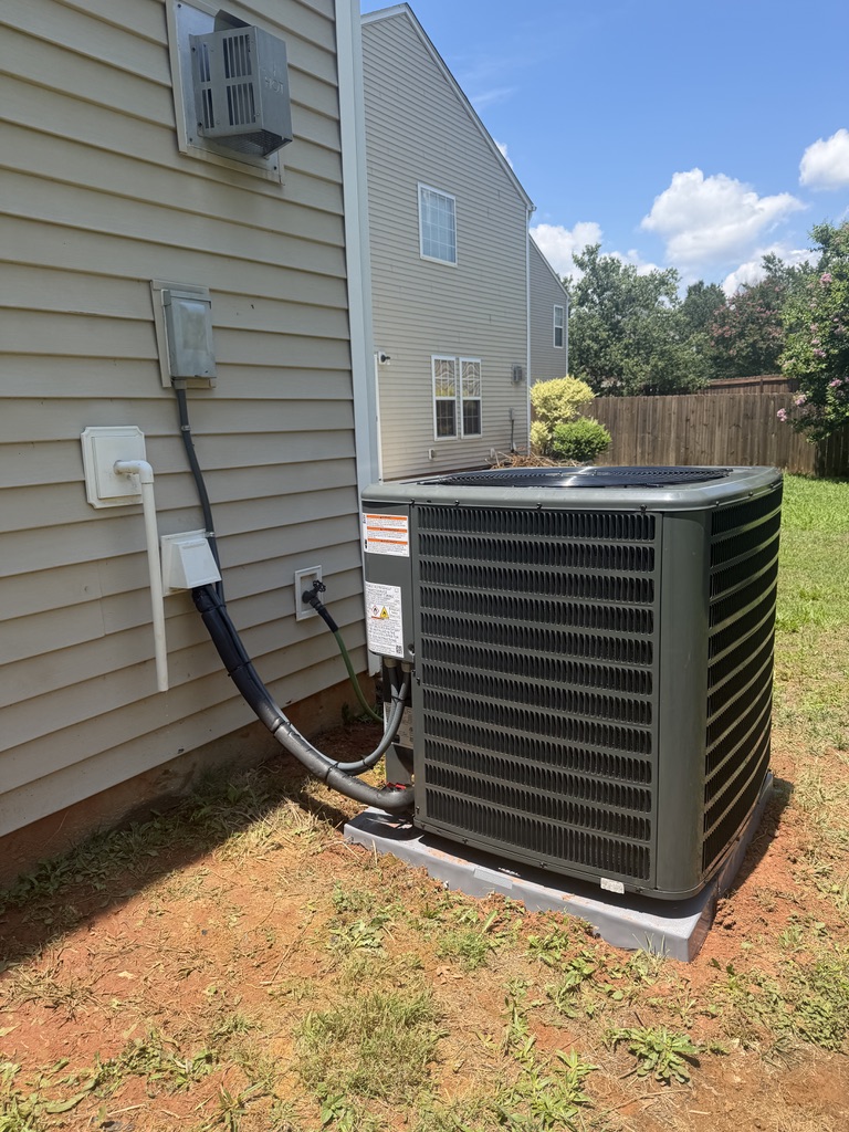 Spring Lake, NC home receiving owner-operated HVAC service
