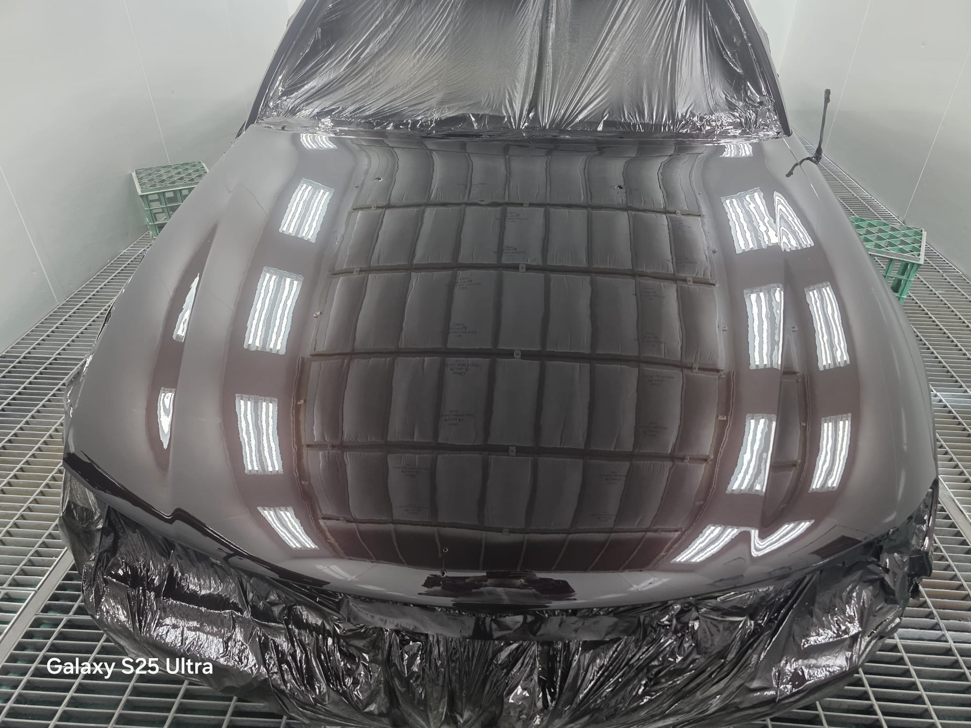 High-Gloss Bonnet Respray & Polish