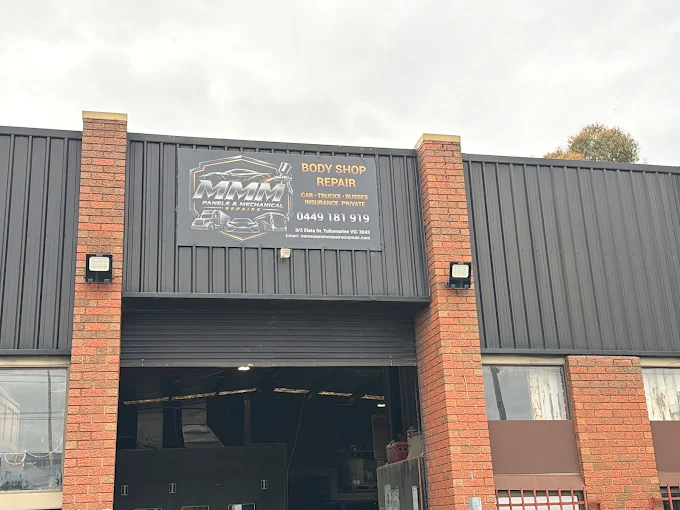 MMM Panels & Mechanical Repairs shopfront at 3/2 Elata Dr, Tullamarine