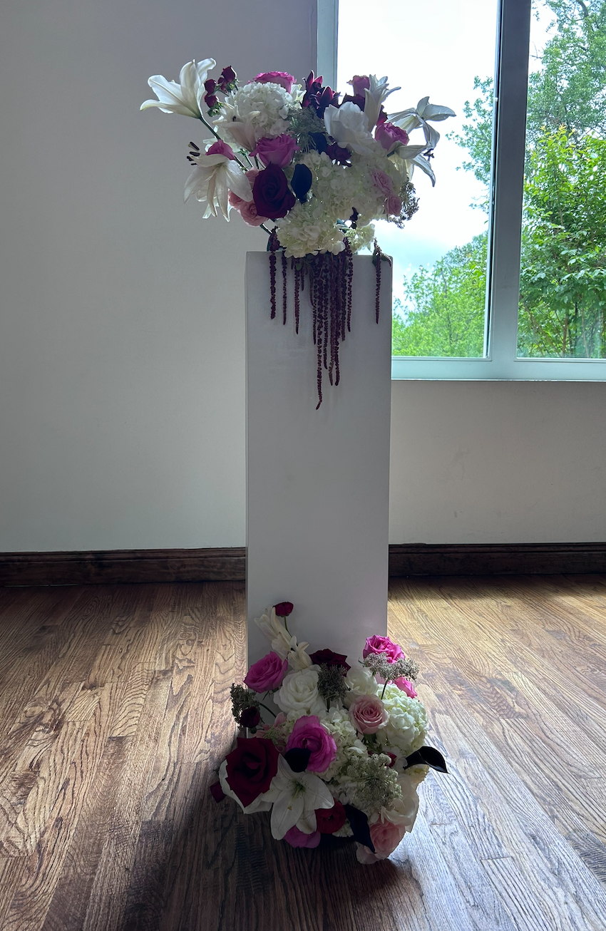 Modern Minimalist Pedestal & Cascading Florals