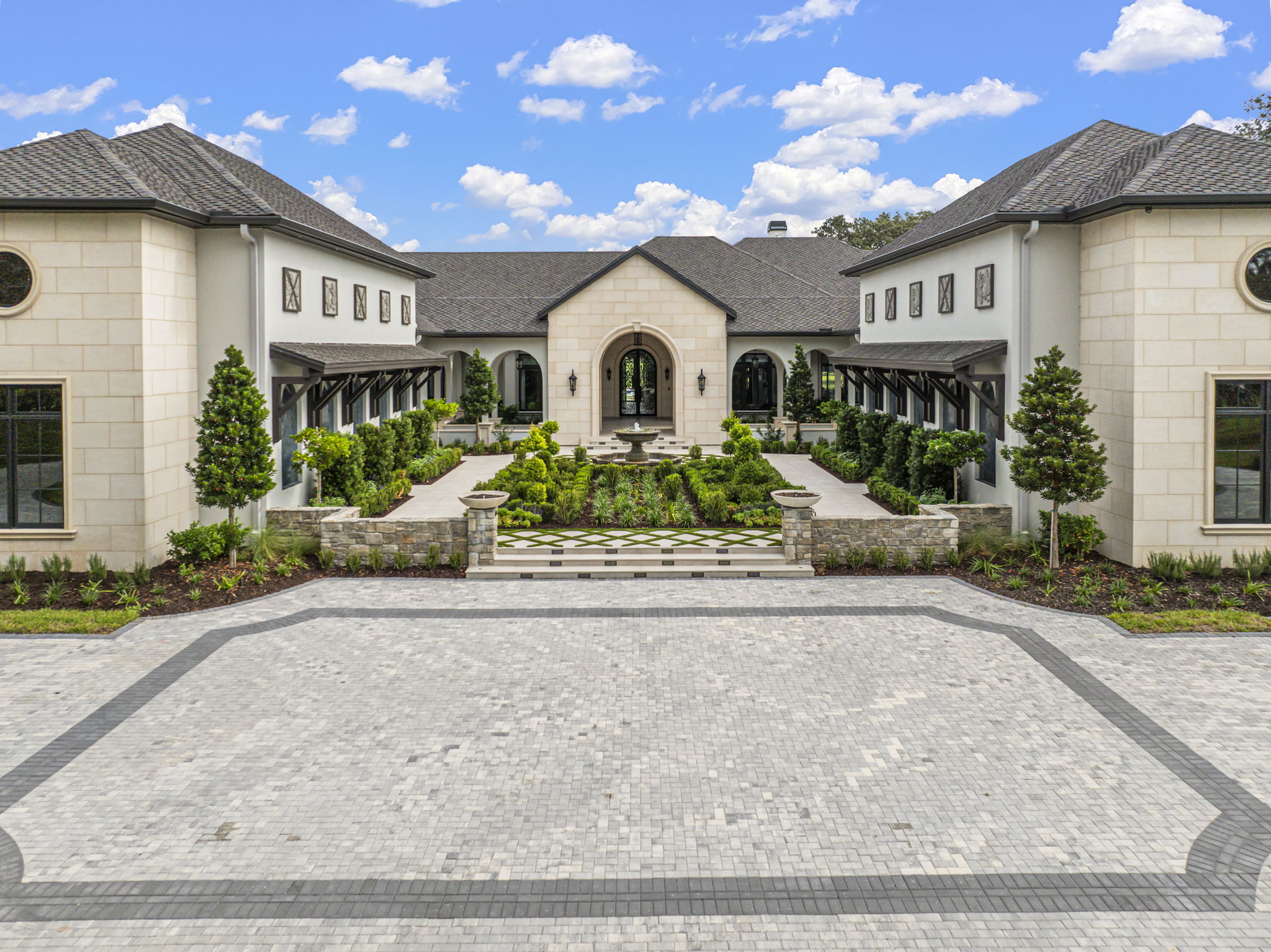 Tarpon Springs Grand Manor Estate