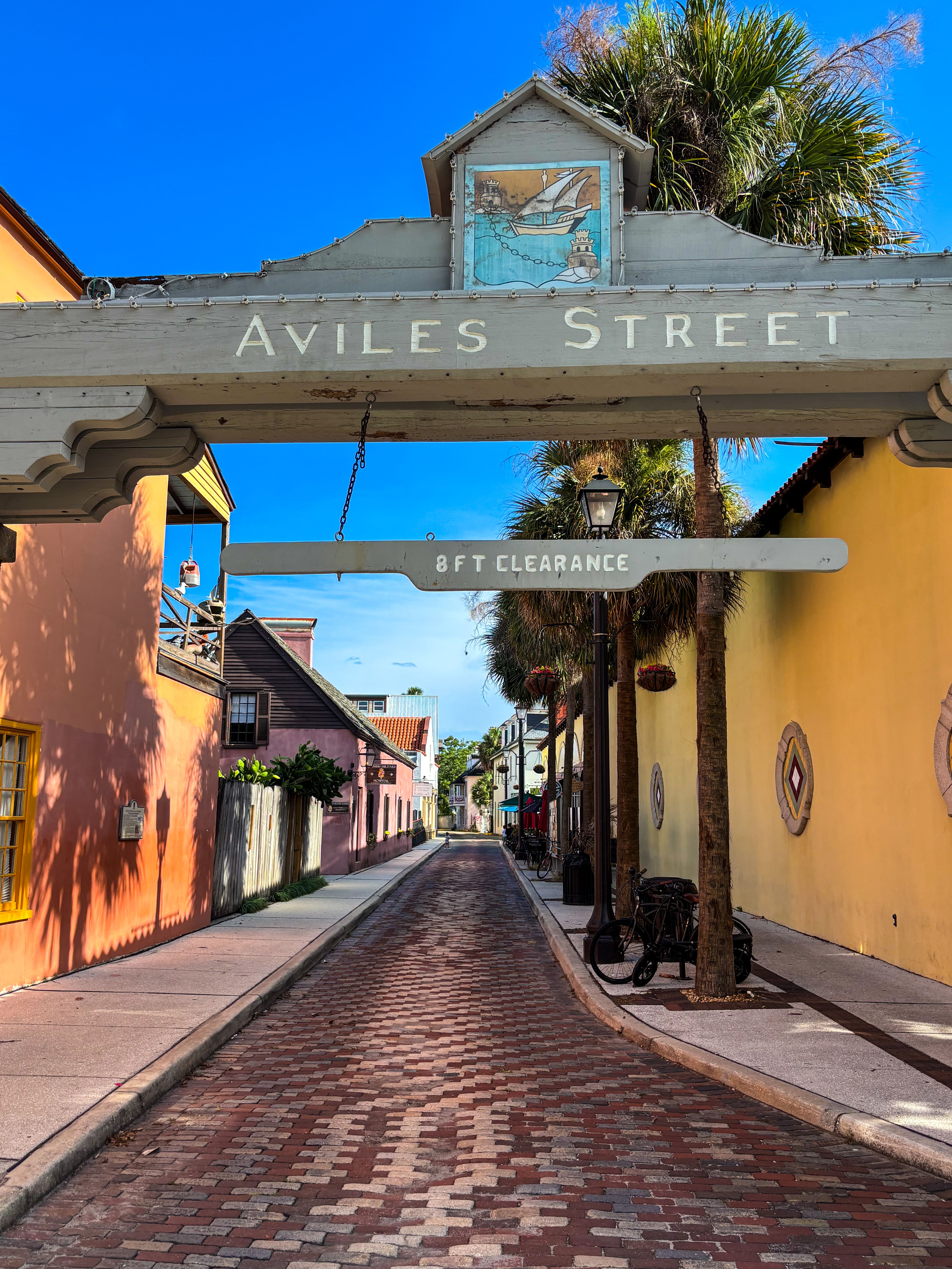 Historic Aviles Street archway, brick corridor and Spanish colonial architecture in St. Augustine