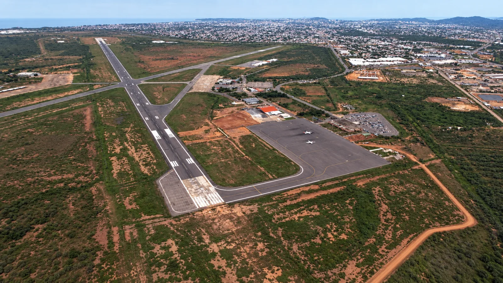 Reparación y Reforzamiento de la Pista 15-33 y Plataforma de Estacionamiento — Aeropuerto de Barcelona