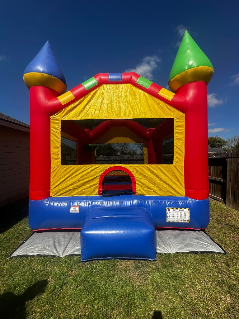 Castle Bounce House 13x13