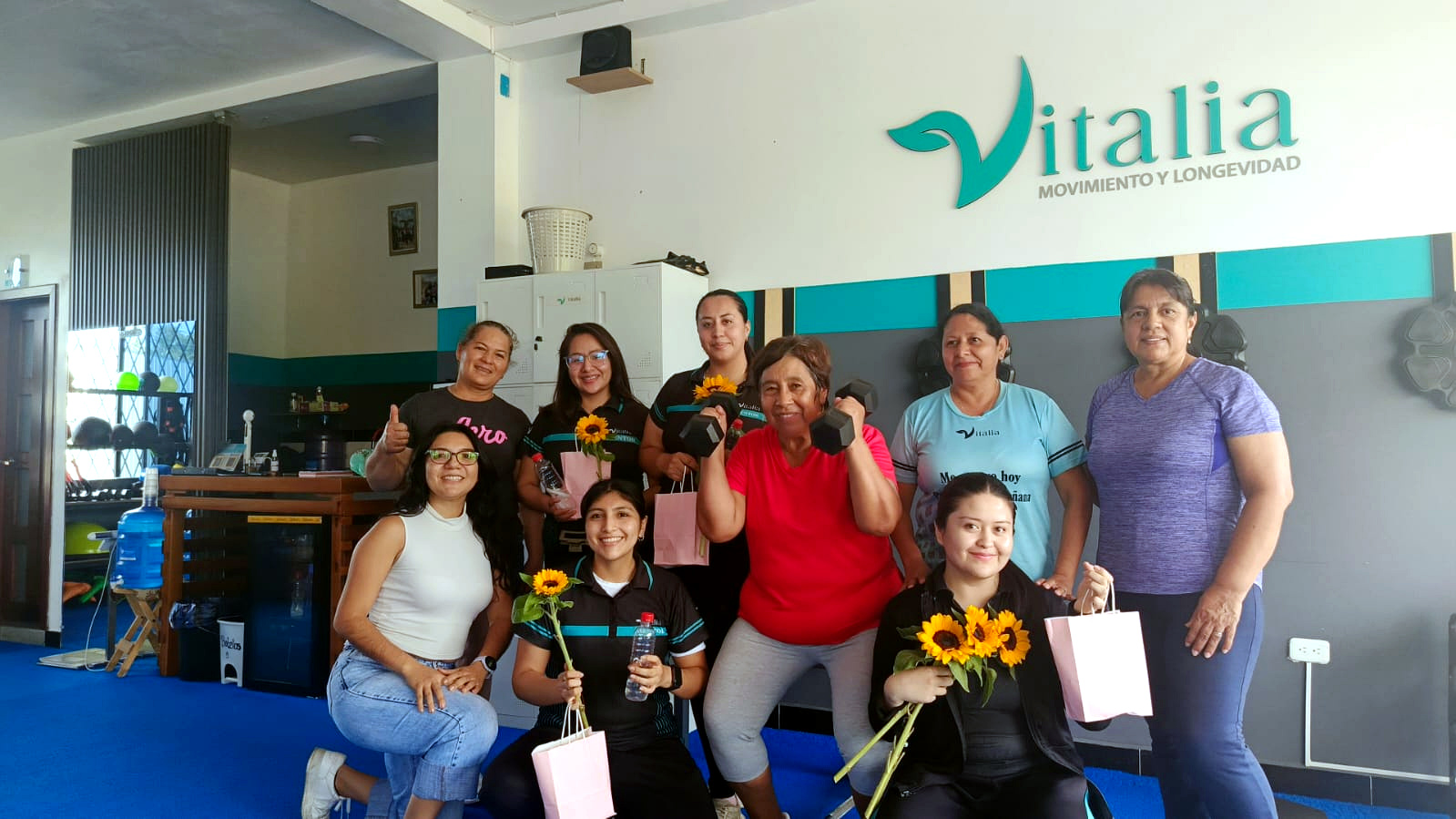 Comunidad de Vitalia Club celebrando y entrenando juntos