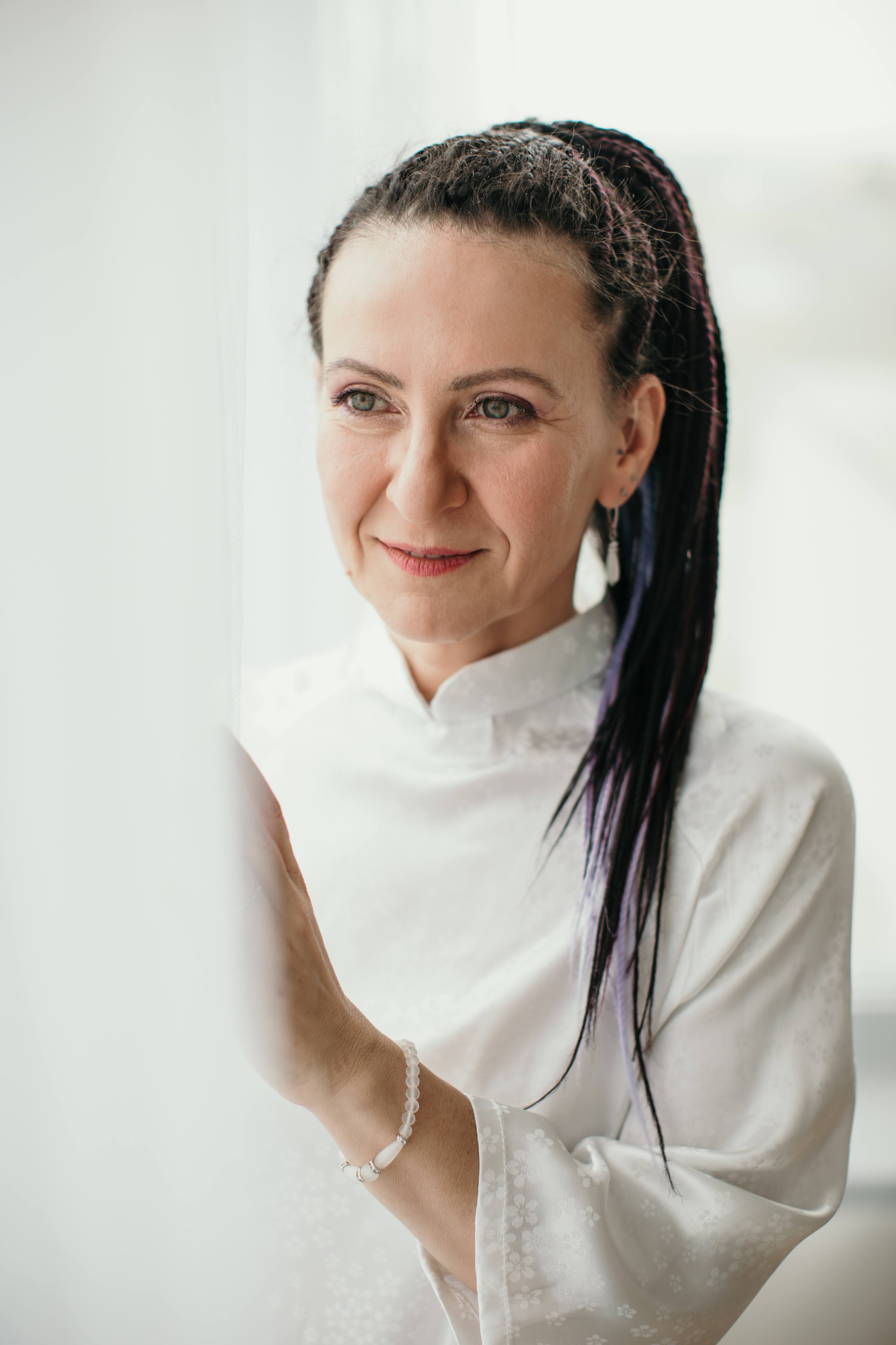 Tina Burgwieser — vnímanie jemnej liečivej energie