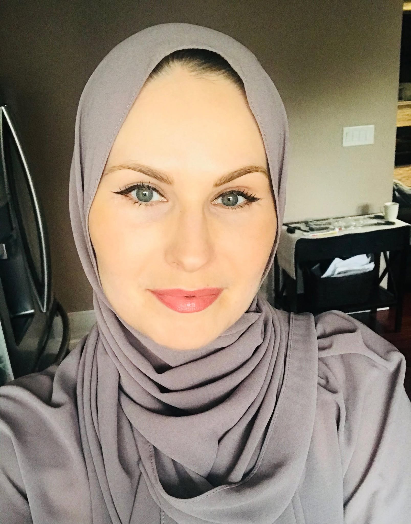 Katherine Connolly, experienced Canadian educator and online tutor based in Hamilton, Ontario