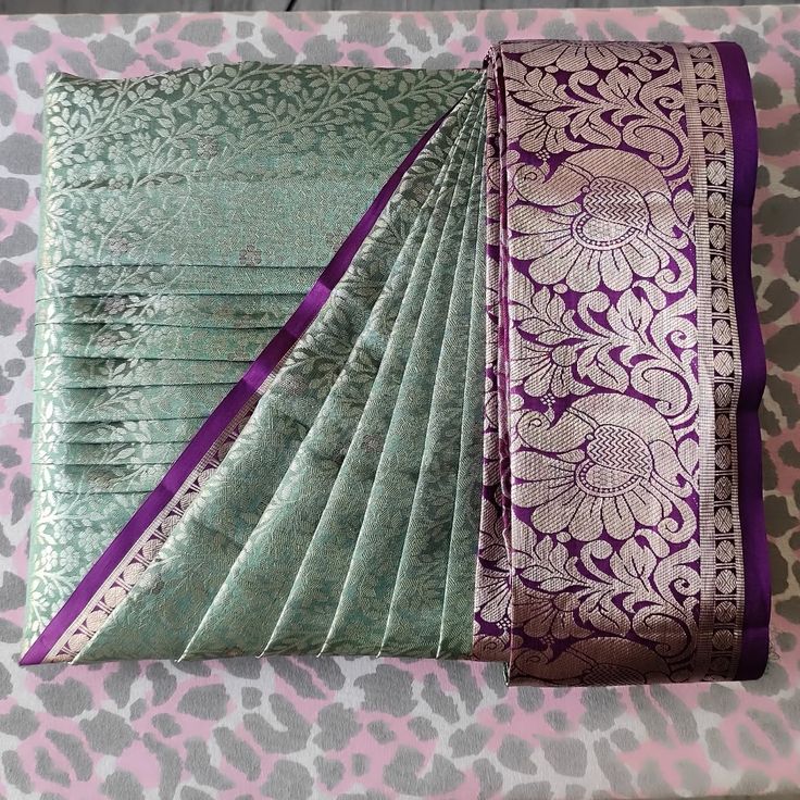 Saree Pre-Pleating & Box Folding Perfection