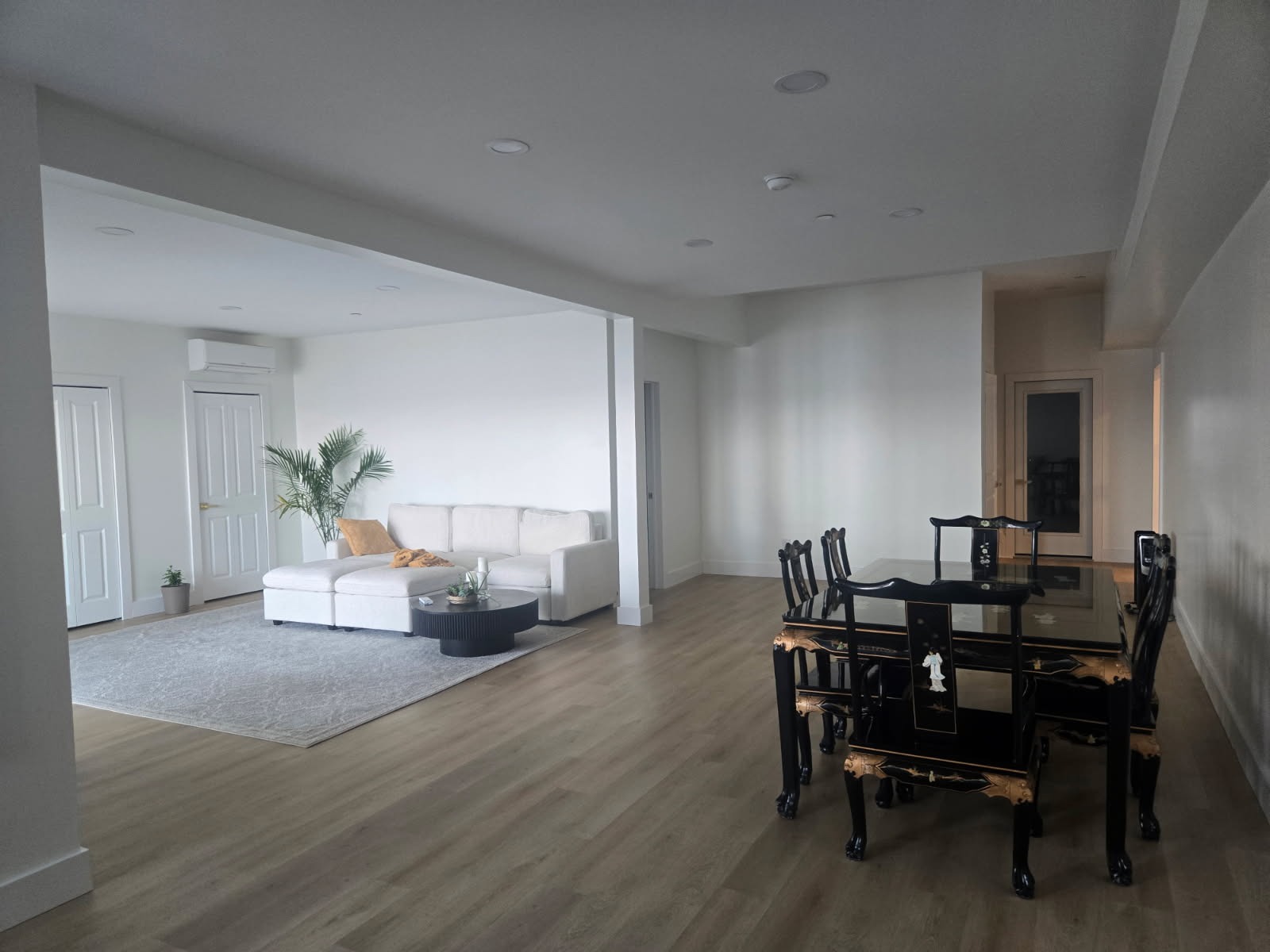 Expansive Open Living & Dining Suite