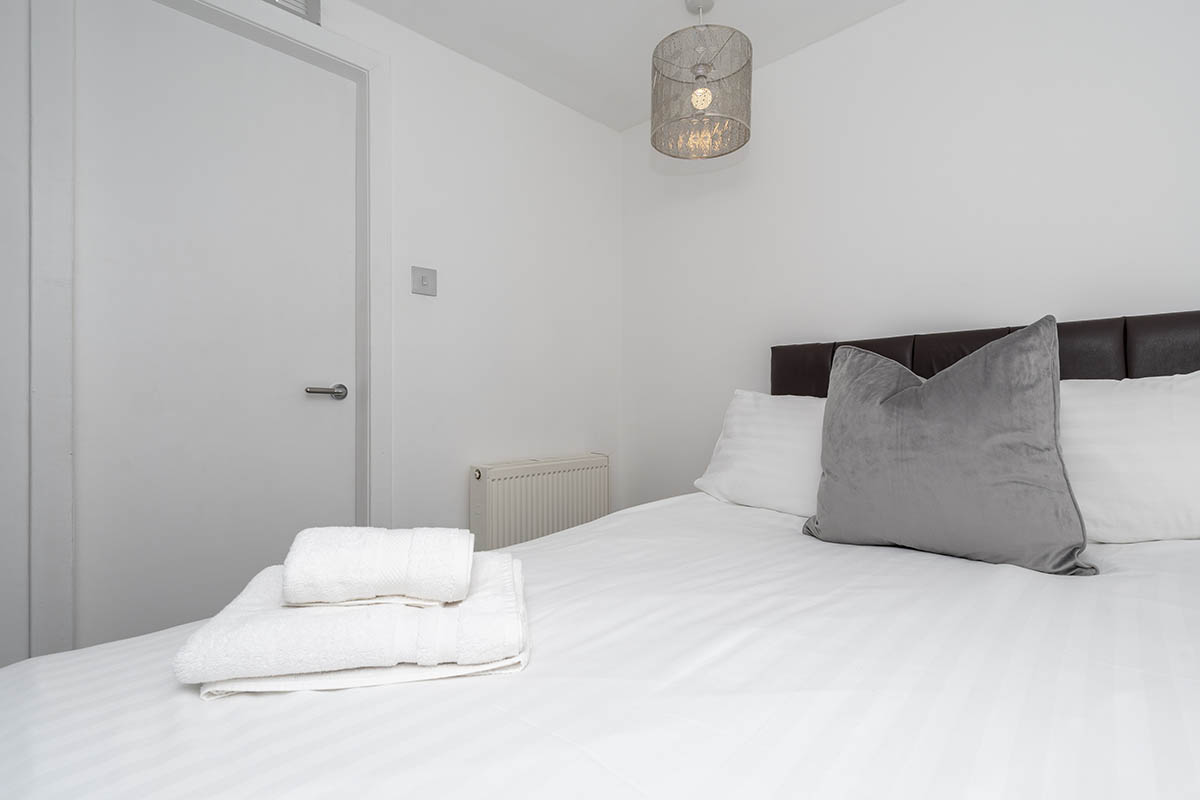 Three Bedroom Serviced Apartment photo 14