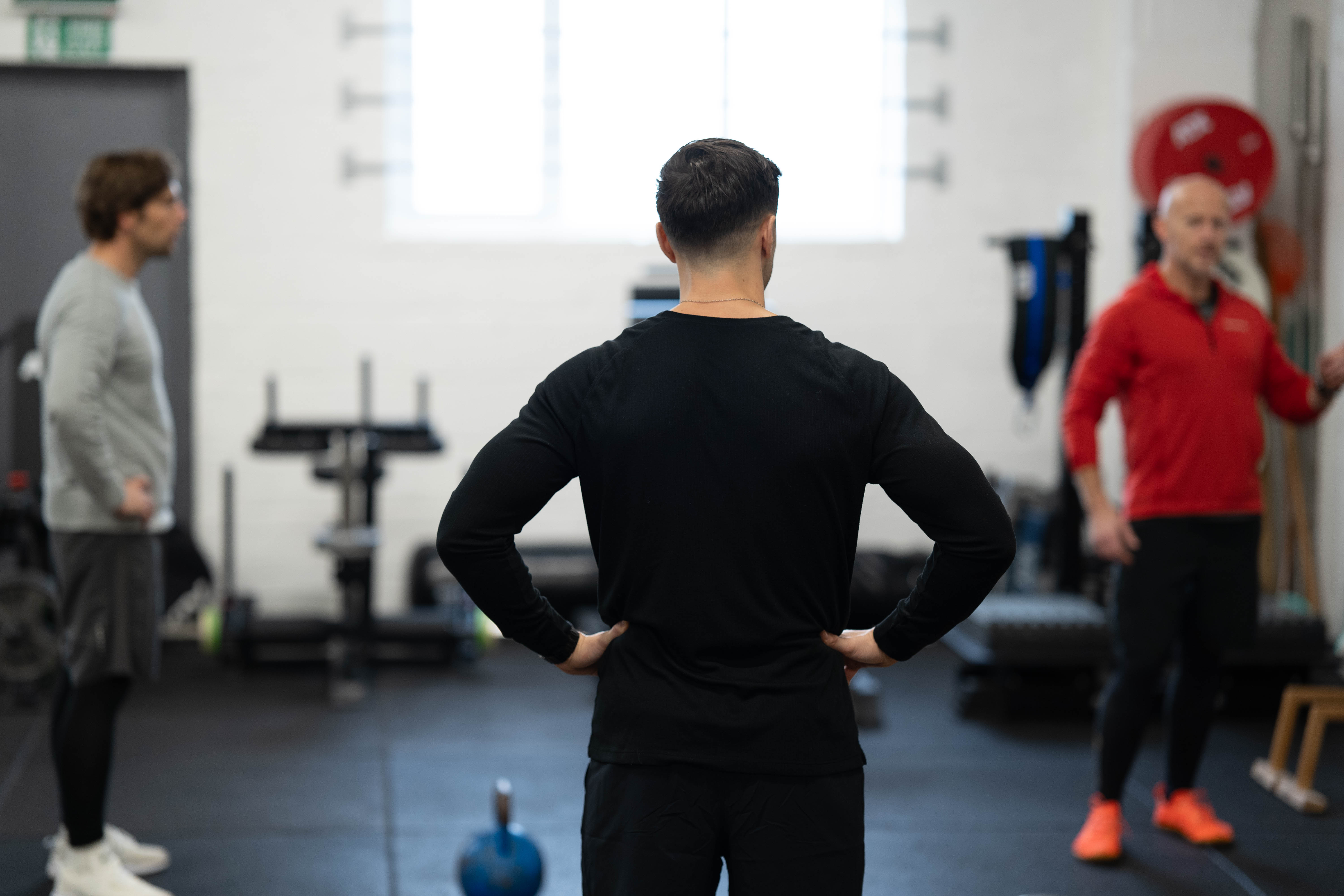 Fabio Bonanno observing client training in gym environment