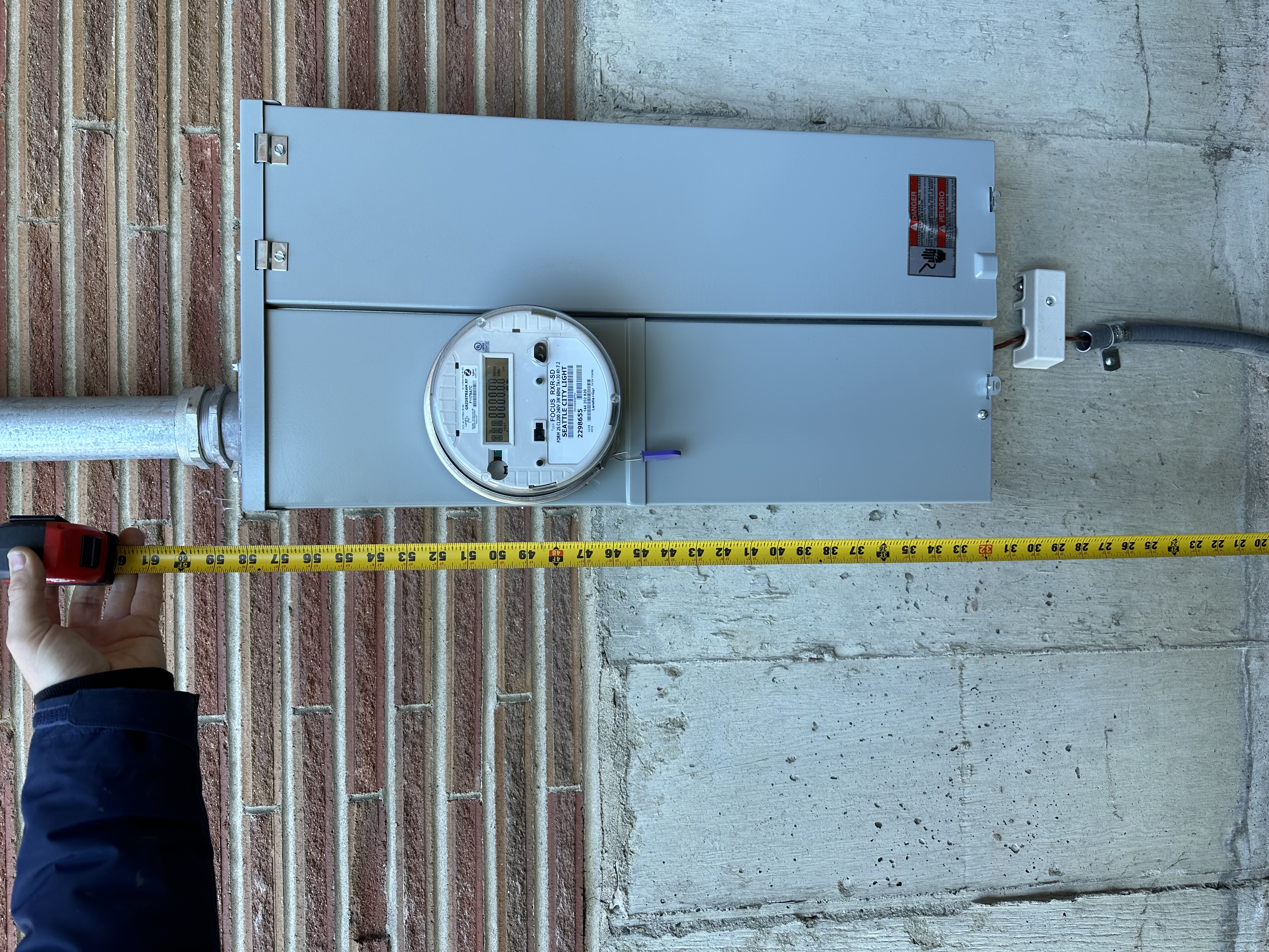 Service entrance meter base and utility connection measurement inspection
