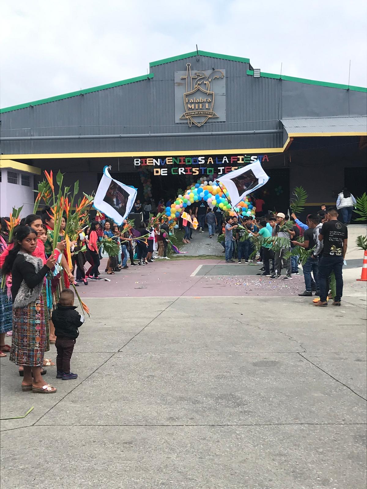 Galería Multimedia Iglesia Palabra Miel — Jóvenes 11