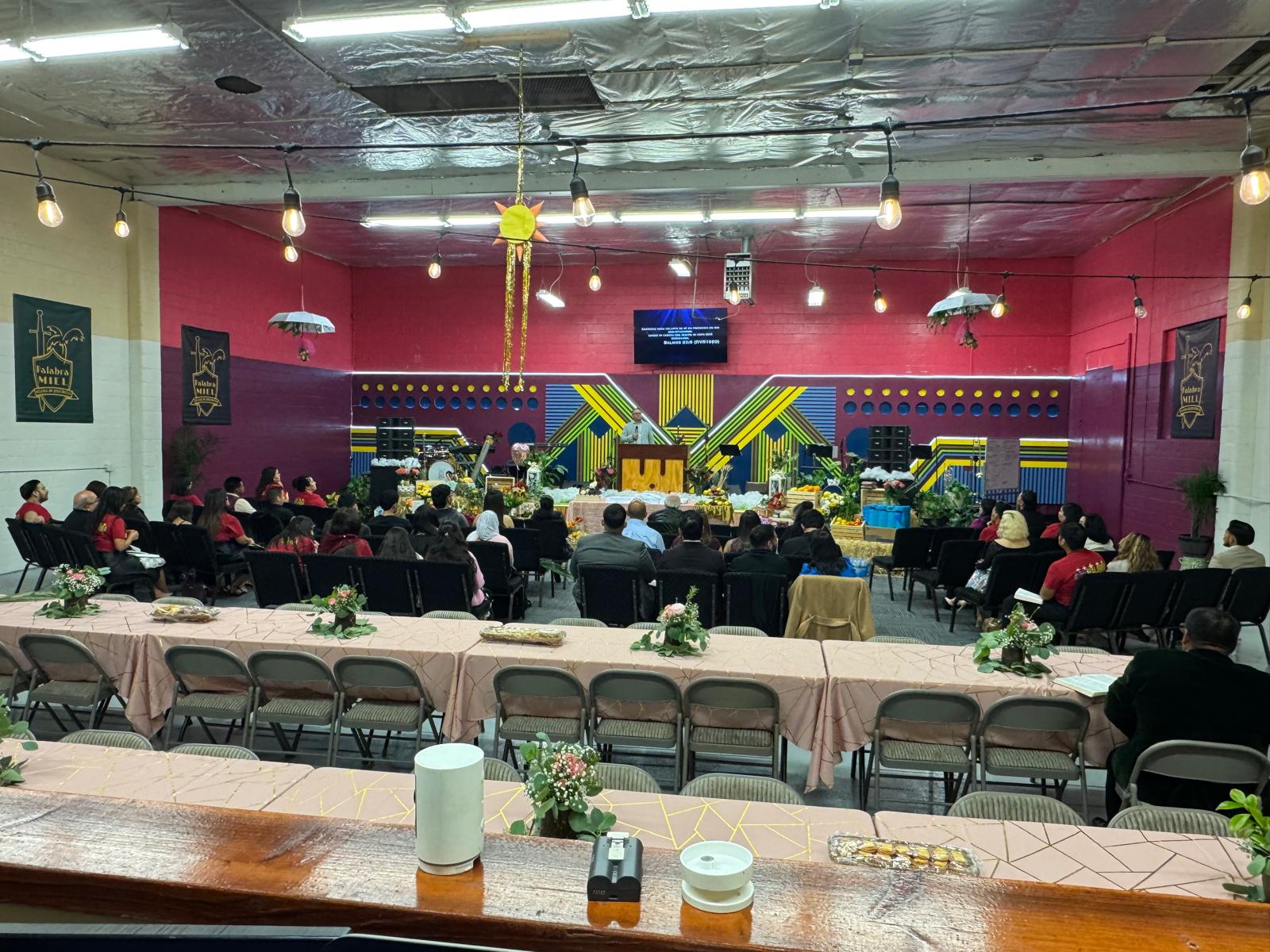 Galería Multimedia Iglesia Palabra Miel — Cultos 5