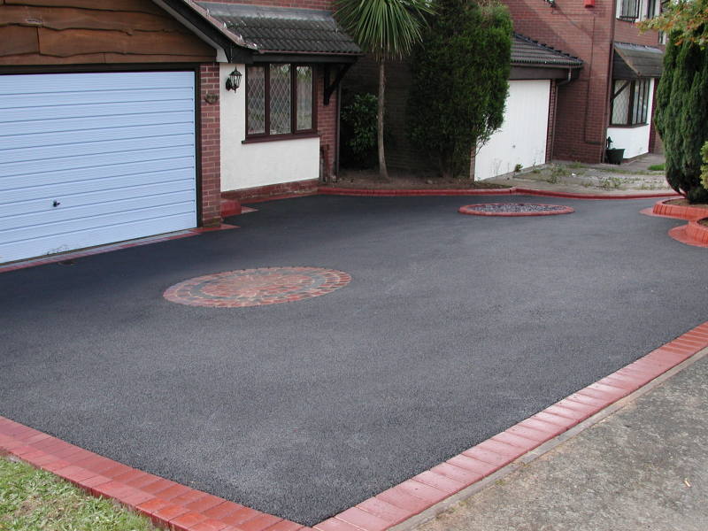 Tarmac driveways installed across Wiltshire by Select Paving and Roofing Wiltshire