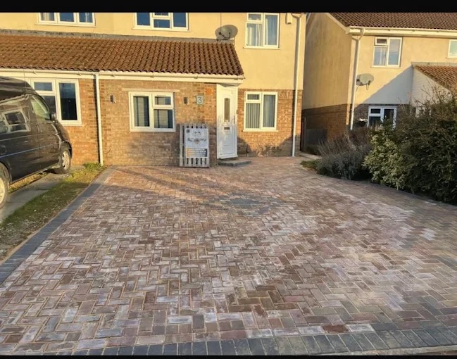 Exterior paving, driveway and entrance frontage in Wiltshire