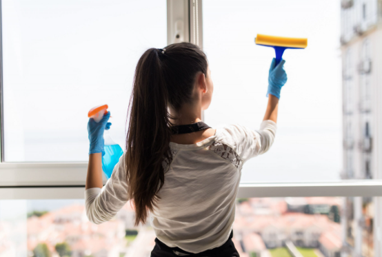 Interior Window & High Glass Cleaning