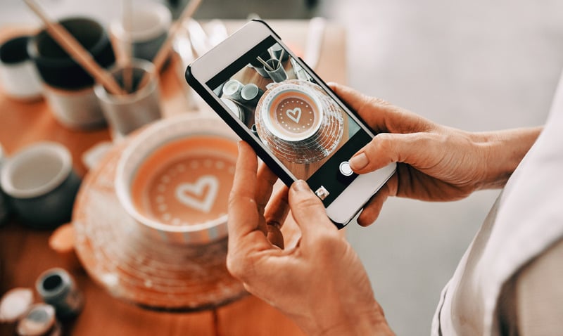 Social Media Made Simple: Find Your Audience & Know What to Post