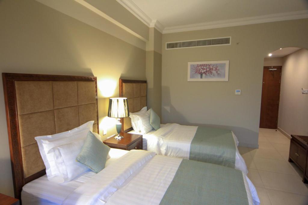 Economy Twin Room 4