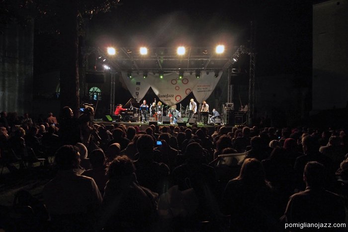 Grande concerto serale Pomigliano Jazz alle Basiliche di Cimitile